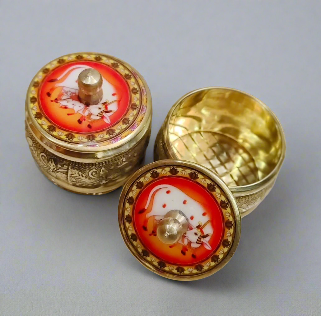 BRASS - RED PICHWAI COW KUMKUM BOX